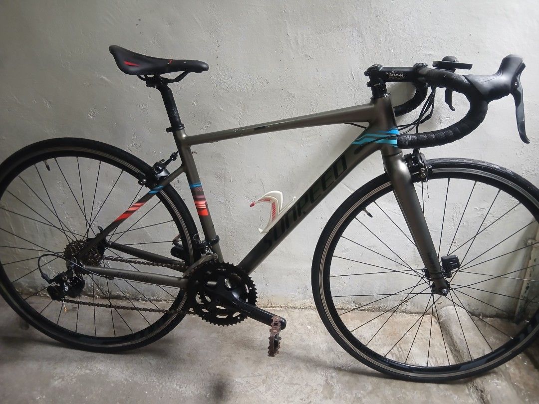 Sunpeed Triton Roadbike (Category: Bicycles) located in Rizal. Submitted by tres3marios (Listing ID 1454208354, Image 1). Description: Sunpeed Triton Roadbike Specs: -Frame Sunpeed Triton -Wheels 700c -Crankset Prowheel -Stem Wake 28.6 mm -saddle w sport -Brakes reflex -Speedometer Lixada -Rd L-twoo r5 -Hubs hassns pro7 -bottle holder mattook Freebies: -bicycle chain oil -rnox r-aero Issues: -Minors scratches only All goods and working .