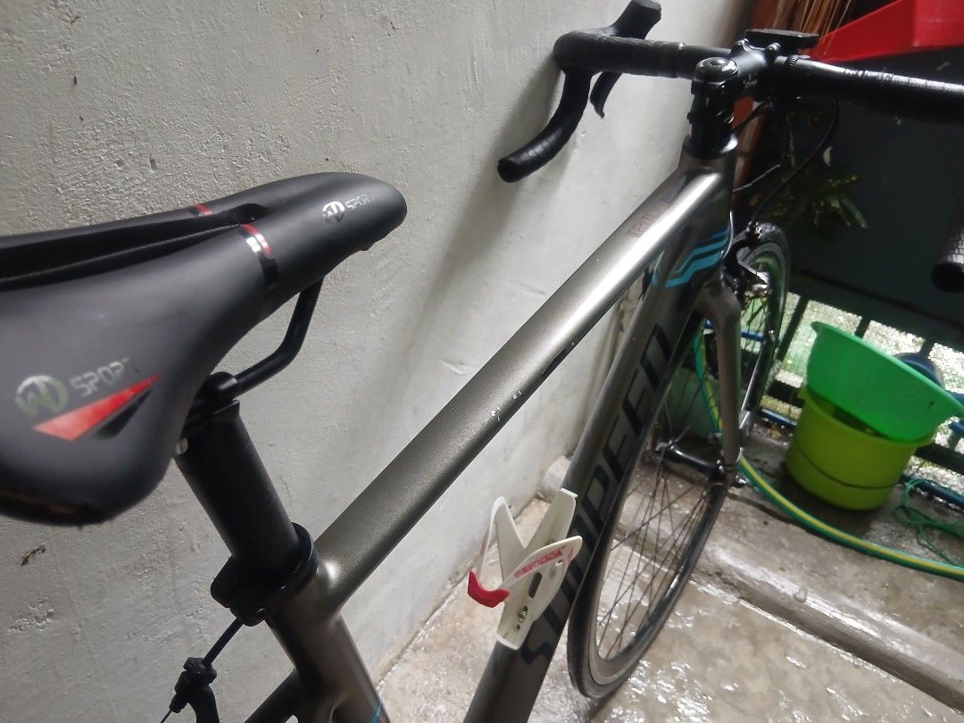 Sunpeed Triton Roadbike (Category: Bicycles) located in Rizal. Submitted by tres3marios (Listing ID 1454208354, Image 3). Description: Sunpeed Triton Roadbike Specs: -Frame Sunpeed Triton -Wheels 700c -Crankset Prowheel -Stem Wake 28.6 mm -saddle w sport -Brakes reflex -Speedometer Lixada -Rd L-twoo r5 -Hubs hassns pro7 -bottle holder mattook Freebies: -bicycle chain oil -rnox r-aero Issues: -Minors scratches only All goods and working .
