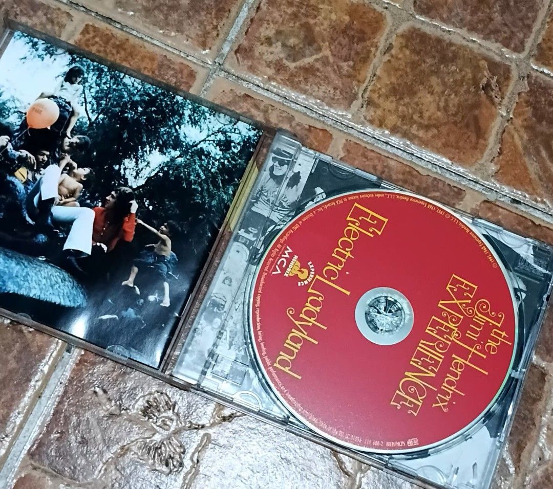 The Jimi Hendrix Experience - Electric Ladyland CD (Category: CDs & DVDs) located in Quezon City. Submitted by dancatz (Listing ID 1454223692, Image 2). Description: □ P 450.00 - Classic album: The Jimi Hendrix Experience - Electric Ladyland CD. - Features all iconic tracks. - A great addition to any music collection. - Own a piece of legendary music history. LFB Seller's location : Brgy. Sta. Teresita Quezon City Please DM for more details Payme