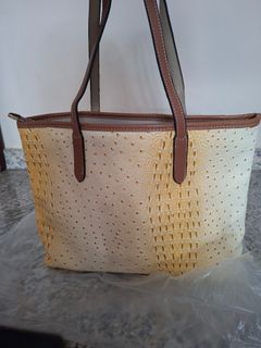 (Category: ) located in . Submitted by gogofam (Listing ID 1454193809, Image 1). Description: .