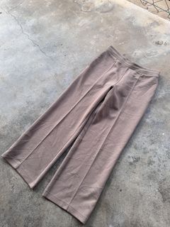 (Category: ) located in . Submitted by thrift.acipp (Listing ID 1454359200, Image 1). Description: .
