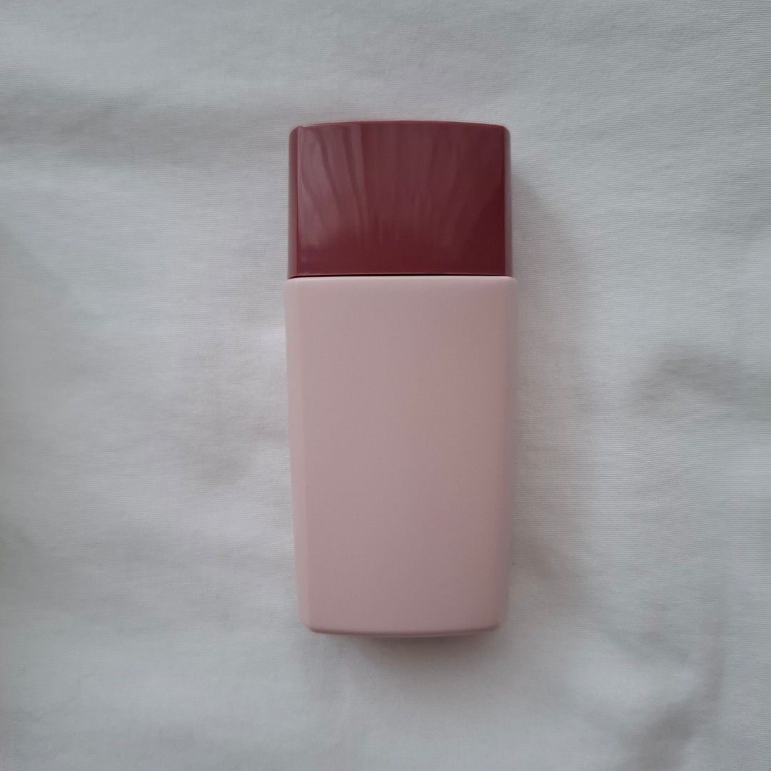 Vice Cosmetics Infinite Blur Skin Tint (Light Medium Cool) (100% Full) (Category: Makeup) located in Antipolo. Submitted by thornfield (Listing ID 1454214367, Image 3). Description: •shade: light medium cool •gifted from a friend in august 2025 who worked at vice cosmetics. i just recently saw that it was still in my storage. •100% full! the box was opened to swatch it only. •rfs: it's not my shade..