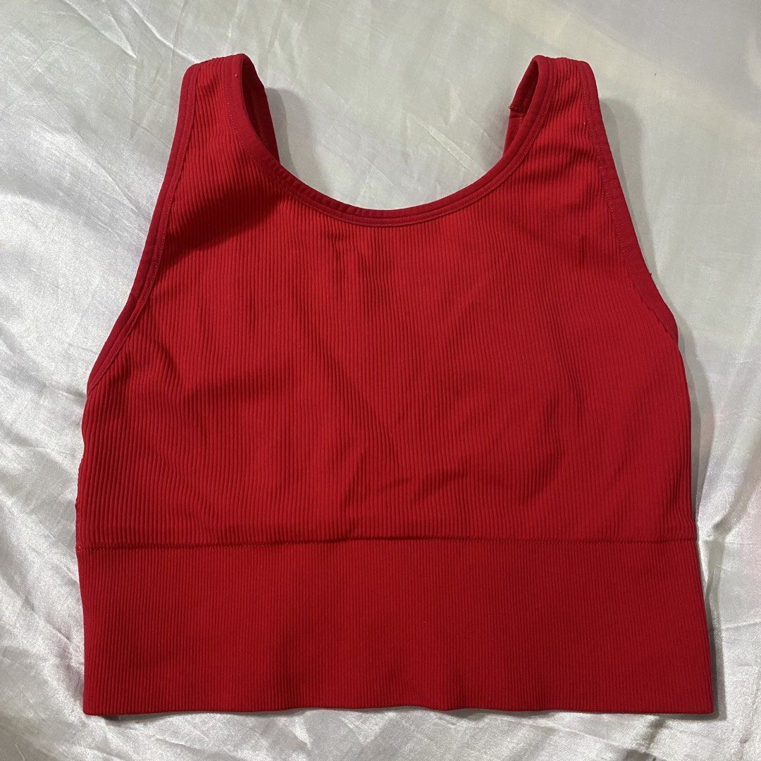 VICTORIA SECRET COMPRESSION LOWBACK TOP (Category: Activewear) located in San Carlos. Submitted by finest_selection (Listing ID 1454345189, Image 2). Description: VICTORIA SECRET COMPRESSION LOWBACK TOP M on tag S-M Super like new.