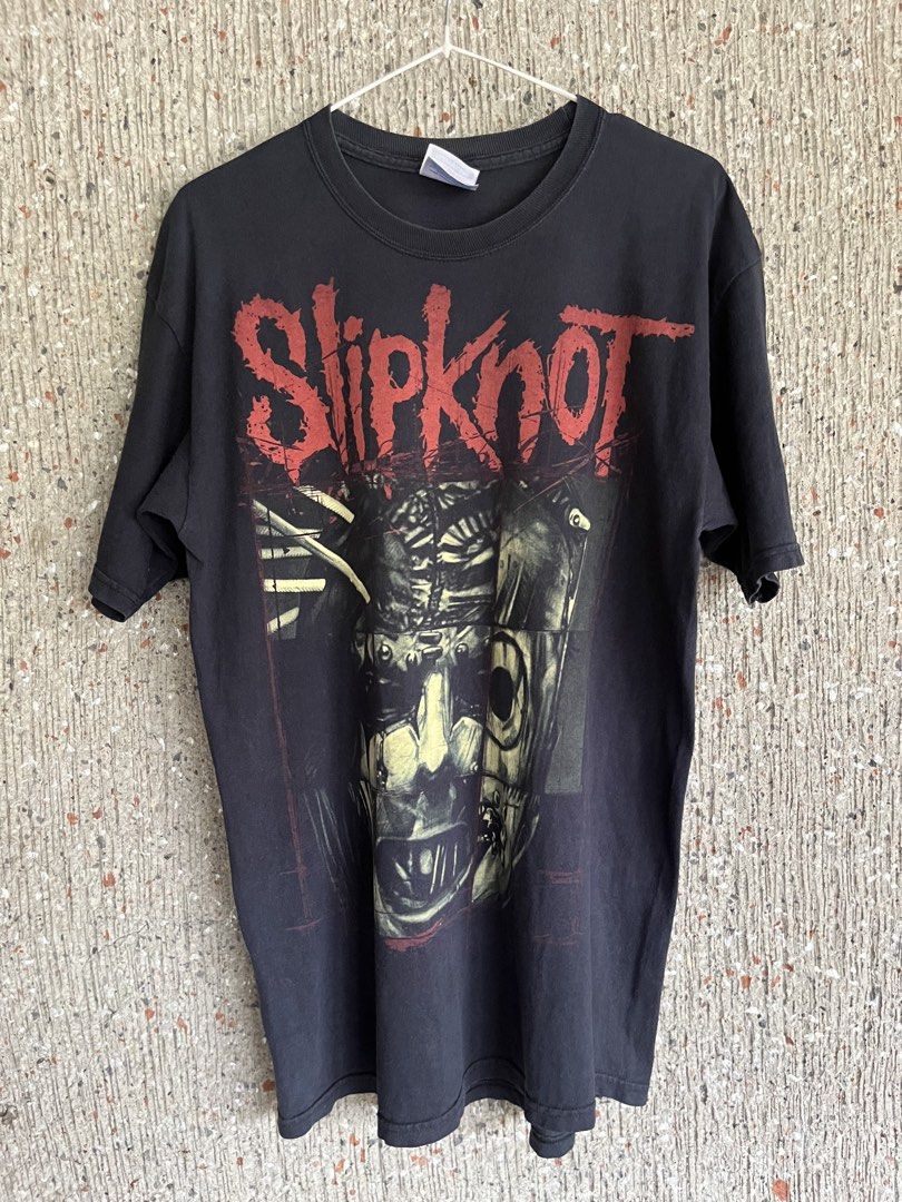 Vintage Slipknot shirt (Category: Tshirts & Polo Shirts ) located in Cabanatuan. Submitted by nik.ko (Listing ID 1454366242, Image 1). Description: For sale Vintage slipknot band tshirt Size M on tag Lenght 29.5 Width 18.5 Sleeve 9 Excellent condition no issues Color 9.5/10 Nueva ecija Price 2500 fix + sf j&t Wag na mag pm kung tatawad.