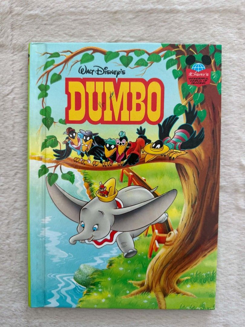 Walt Disney’s Dumbo (Category: Children's Books) located in Santiago. Submitted by bookworm_club (Listing ID 1454255724, Image 1). Description: 📚no cancellation, return or exchange. 📚secondhand books. some books are in good condition while some has minimal flaws (foxing, creases, dog-eared pages, etc.) 📚reasonable haggling is allowed. 💰MOP: For same day pickup - CASH & BANK TRANSFER For shipping or scheduled pickup - BANK TRANSFER 🚚MOD: •Sto