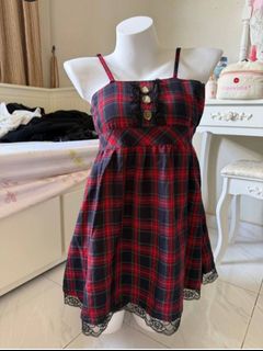 (Category: ) located in . Submitted by helpmeclearclothespls (Listing ID 1454199650, Image 1). Description: .