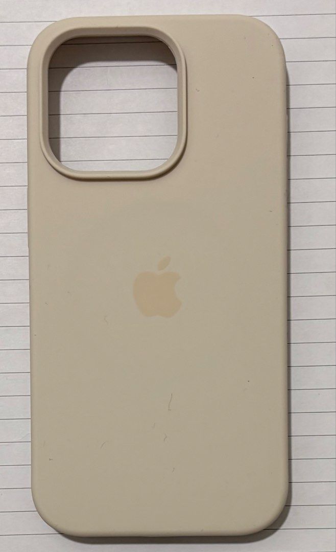 14pro magsafe casing (Category: Cases & Covers) located in Kuala Lumpur. Submitted by braveflower.5d838c (Listing ID 1454520526, Image 1). Description: ori price rm15 (including shipping).