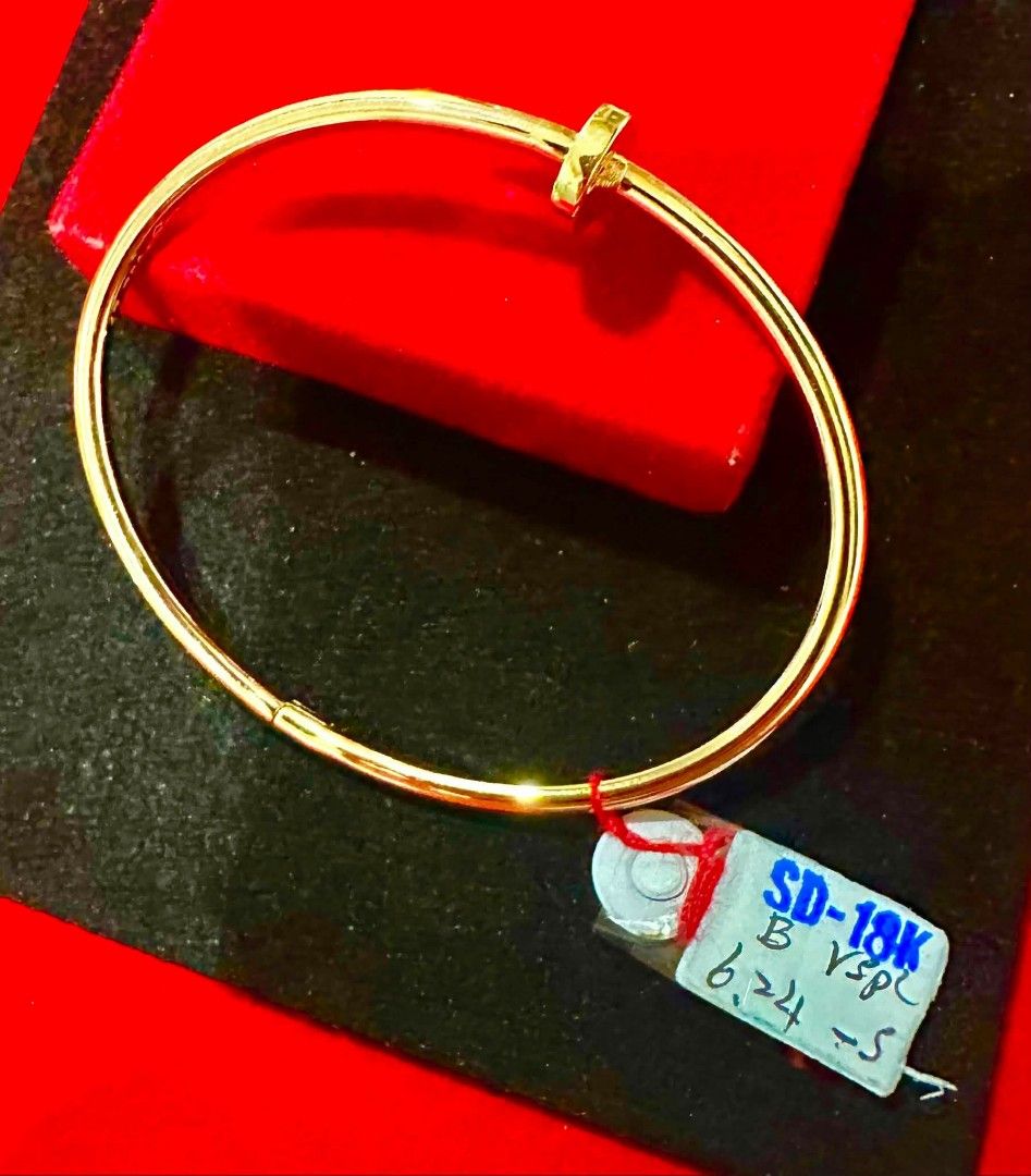 18k Saudi gold nail bangle (Category: Bracelets) located in Manila. Submitted by bhelgoldseller2ndaccount (Listing ID 1454450680, Image 2). Description: New!!✨New!!✨New!! Authentic 18k Saudi Golds 💯pawnable/naisasanla 💯with high appraisal rate 💯good investment 💯Direct supplier price 👉OPEN for resellers 🌺please take time to evaluate their actual sizes and grams 👉Best panggift for all occasions ✅ Sold per grams not per piece Kya lowest price