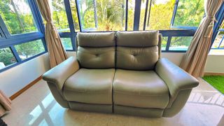 (Category: ) located in . Submitted by carousel_seller (Listing ID 1454379986, Image 1). Description: .