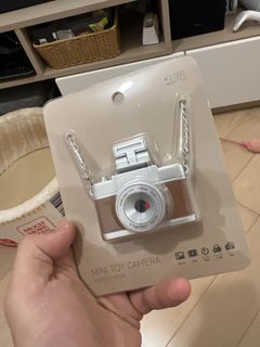 （分類：）位於 。 由 kenhobb 提交（商品編號 1454503894，圖片 1）。簡介： 。