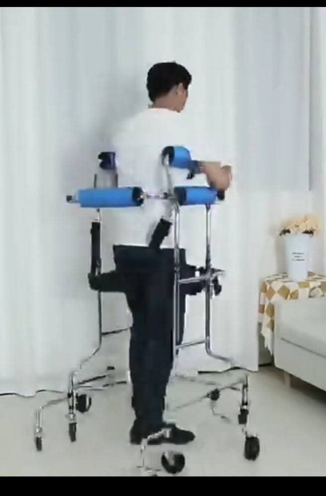 8-wheel Walker Rehabilitation with Arm Support (Category: Rehabilitative Devices) located in Quezon City. Submitted by mariamaine (Listing ID 1454387581, Image 1). Description: - in good condition - used regularly for physcial therapy, but has little to no damage or defects RFS: patient can walk now.