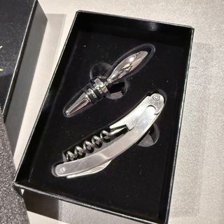 由 mojo_space (刊登 ID 1454449973，圖片 1) 提交，位於 的 (類別：)，說明：。