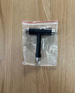 （分類：）位於 。 由 deadlyk 提交（商品編號 1454424513，圖片 1）。簡介： 。