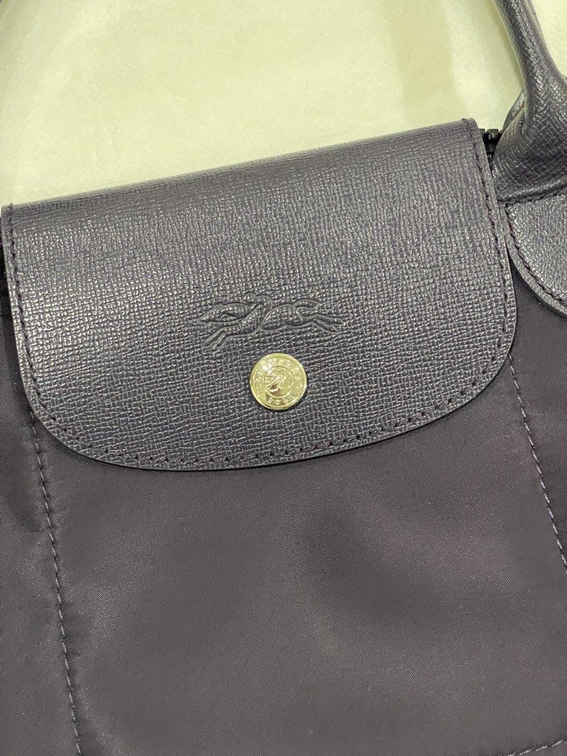 💯 Authentic Longchamp Le Pliage Neo M (Category: Luxury Bags & Wallets) located in Antipolo. Submitted by immabratty (Listing ID 1454496734, Image 2). Description: Slightly negotiable RFS: Decluttering.