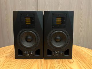 （分類：）位於 。 由 connor0831 提交（商品編號 1454434691，圖片 1）。簡介： 。