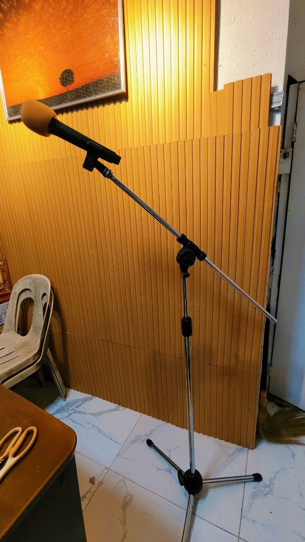 Adjustable Microphone Floor Stand with Boom Arm (Category: Microphones) located in Bulacan. Submitted by babz30261 (Listing ID 1454480552, Image 1). Description: Selling a microphone floor stand. It's adjustable and has a boom arm for positioning. The stand is made of metal and has a stable tripod base. Great for recording or live performances. Mic clip is included. Let me know if you have questions..