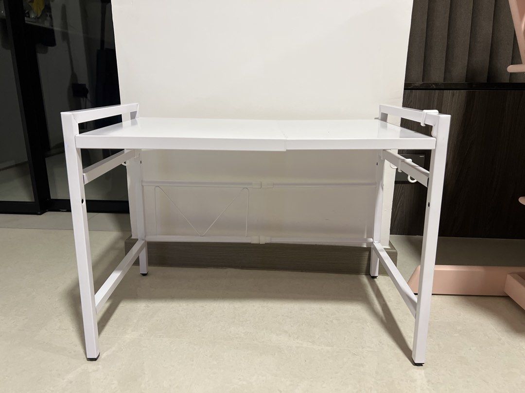 Adjustable Rack (Category: Everything Else) located in Singapore. Submitted by shoppdaisies_ (Listing ID 1454491139, Image 1). Description: .