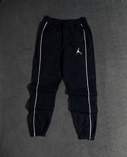 (Category: ) located in . Submitted by arcane_thrift (Listing ID 1454559863, Image 1). Description: .