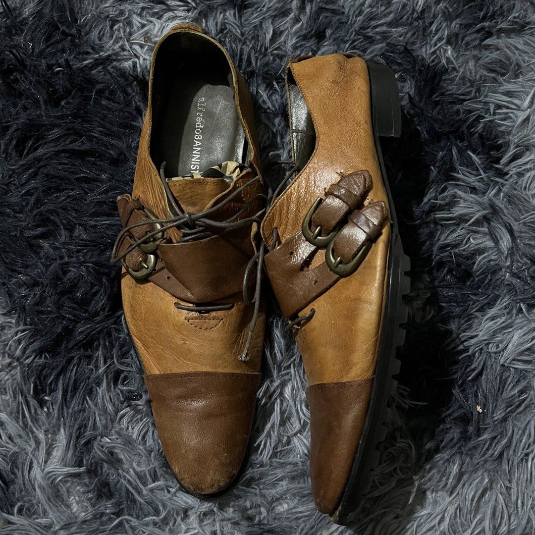 alfredo bannister - monkstrap (Category: Boots) located in Lucena. Submitted by netnyahyo (Listing ID 1454452198, Image 1). Description: alfredoBANNISTER sz 40 issue last pic .