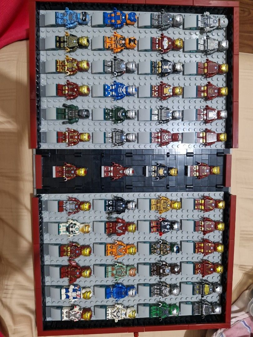 Alt Lego Iron Man Minifigure Collection Display Case (Category: Lego & Building Sets) located in Manila. Submitted by kingtlc (Listing ID 1454491167, Image 1). Description: - Collection of Lego Iron Man minifigures - Displayed in a custom case - Includes various Iron Man suits from the movies - Ideal for Marvel and Lego enthusiasts.