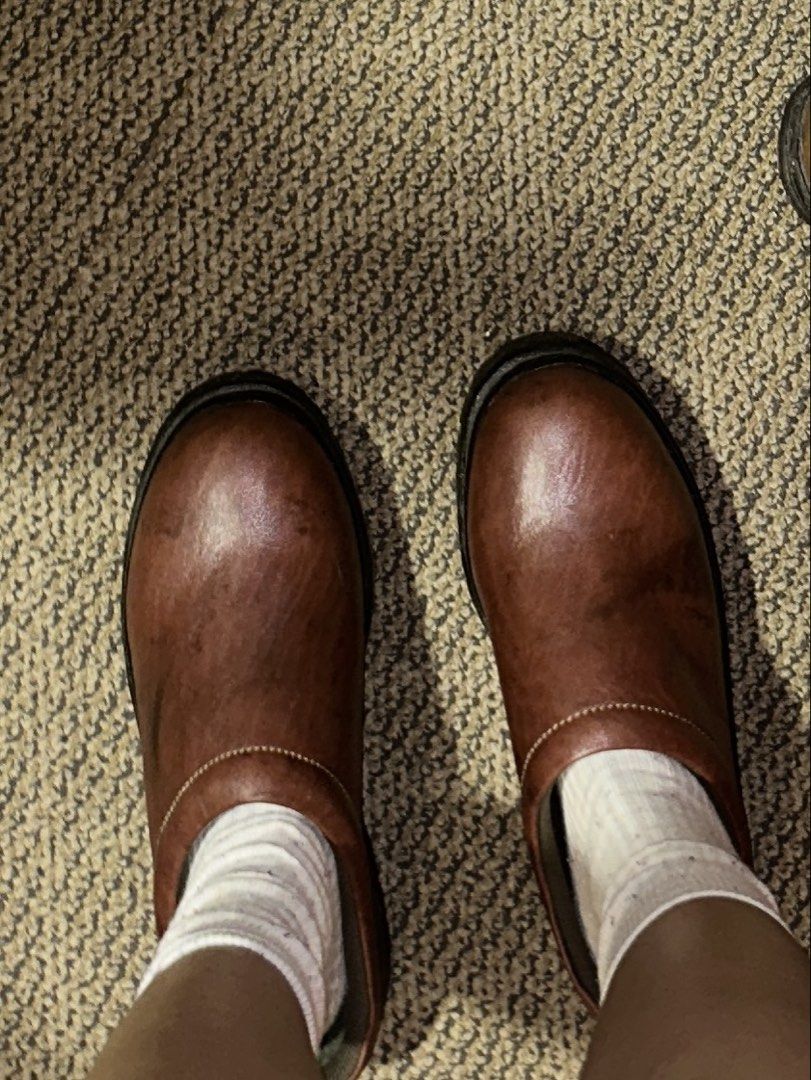 Amber Leather Clogs Made in Marikina (Category: Casual Shoes) located in Manila. Submitted by annethrift (Listing ID 1454505768, Image 2). Description: - Unisex - 100% Genuine Leather - Handcrafted in Marikina - Comfortable slip-on style - Perfect for everyday wear RFS: Too big on me Box Included.
