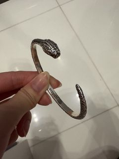 （分類：）位於 。 由 kaseygisele 提交（商品編號 1454498922，圖片 1）。簡介： 。