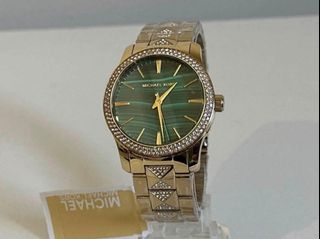 (Category: ) located in . Submitted by Authentic4Less_OLShop (Listing ID 1454407124, Image 1). Description: .
