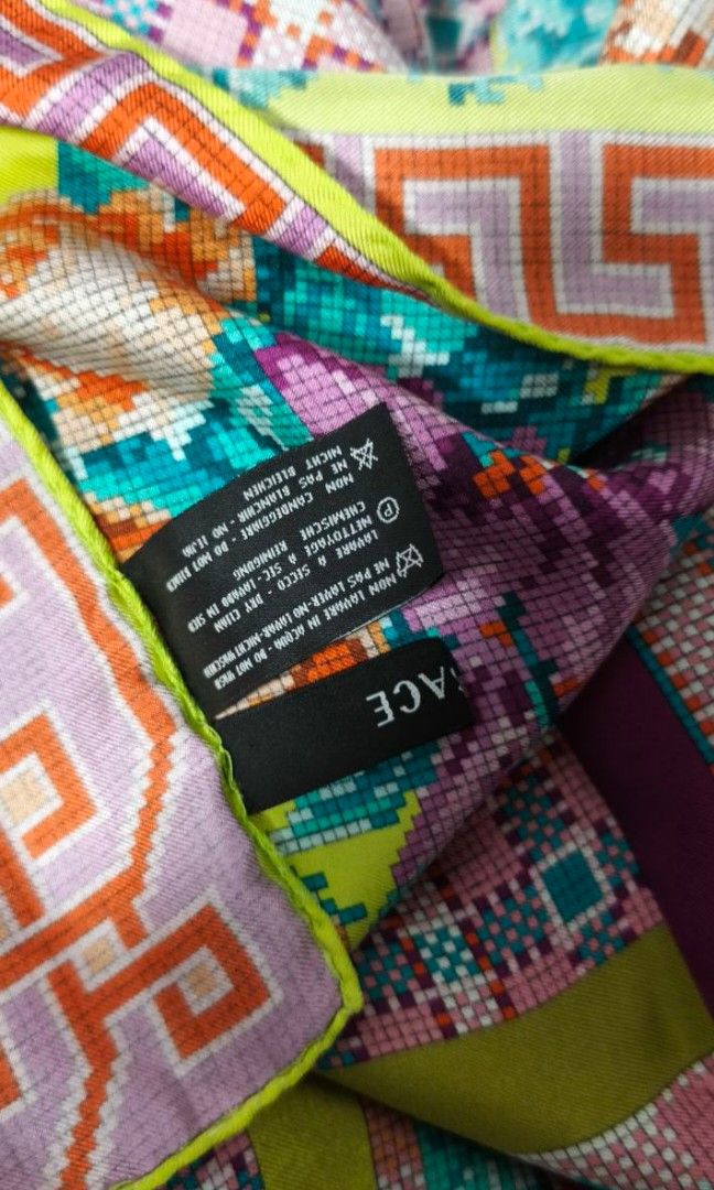 Authentic Versace Shawl (Category: Scarves) located in Aguinaldo. Submitted by designerlaneph (Listing ID 1454471870, Image 3). Description: Previously owned Versace shawl 💯% authentic in nice condition free shipping onhand.