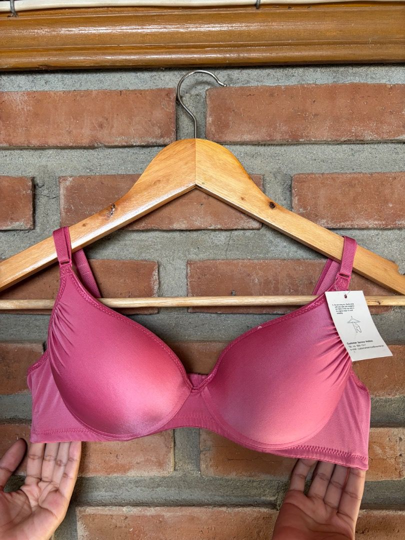 B80 / 36B Wacoal Bra (Category: Undergarments & Loungewear) located in Batac City. Submitted by vanillabuttercream (Listing ID 1454465843, Image 2). Description: ❌ SLIDE #7 - Check IG @wear.yourcup - 550 ea / 2 for 1000.