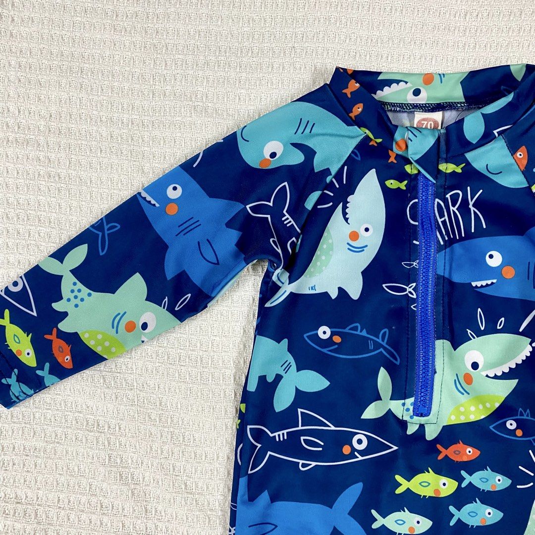 BABY BLUE SWIMSUIT (Category: Babies & Kids Fashion) located in Paranaque City. Submitted by seashells13 (Listing ID 1454367823, Image 2). Description: DETAILS: BLUE SHARK SWIMSUIT SIZE : 3-6 months ( can fit more than 6 months depending on how big your baby is ) CONDITION : Still good RFS : no longer needed and need extra funds for our son. COURIERS : GogoXpress, Lalamove & J&T MODE OF PAYMENT : GCASH or BANK TRANSFER ONLY LOCATION 📍 : PARAÑAQU