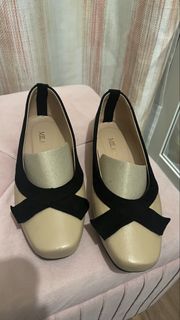 (Category: ) located in . Submitted by declutter.makati (Listing ID 1454411018, Image 1). Description: .