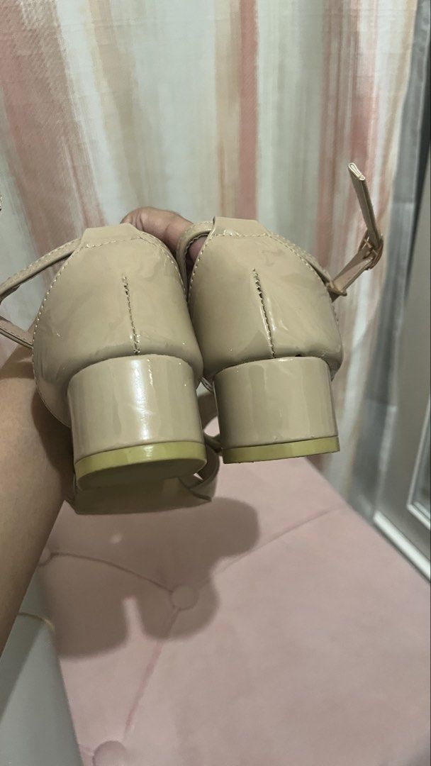 Beige Heels (Category: Heels) located in Pasay City. Submitted by declutter.makati (Listing ID 1454410485, Image 3). Description: Used once for a wedding Size 7 - 24 cm Location: Pasay City.