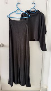 (Category: ) located in . Submitted by relovecloset.com (Listing ID 1454411747, Image 1). Description: .