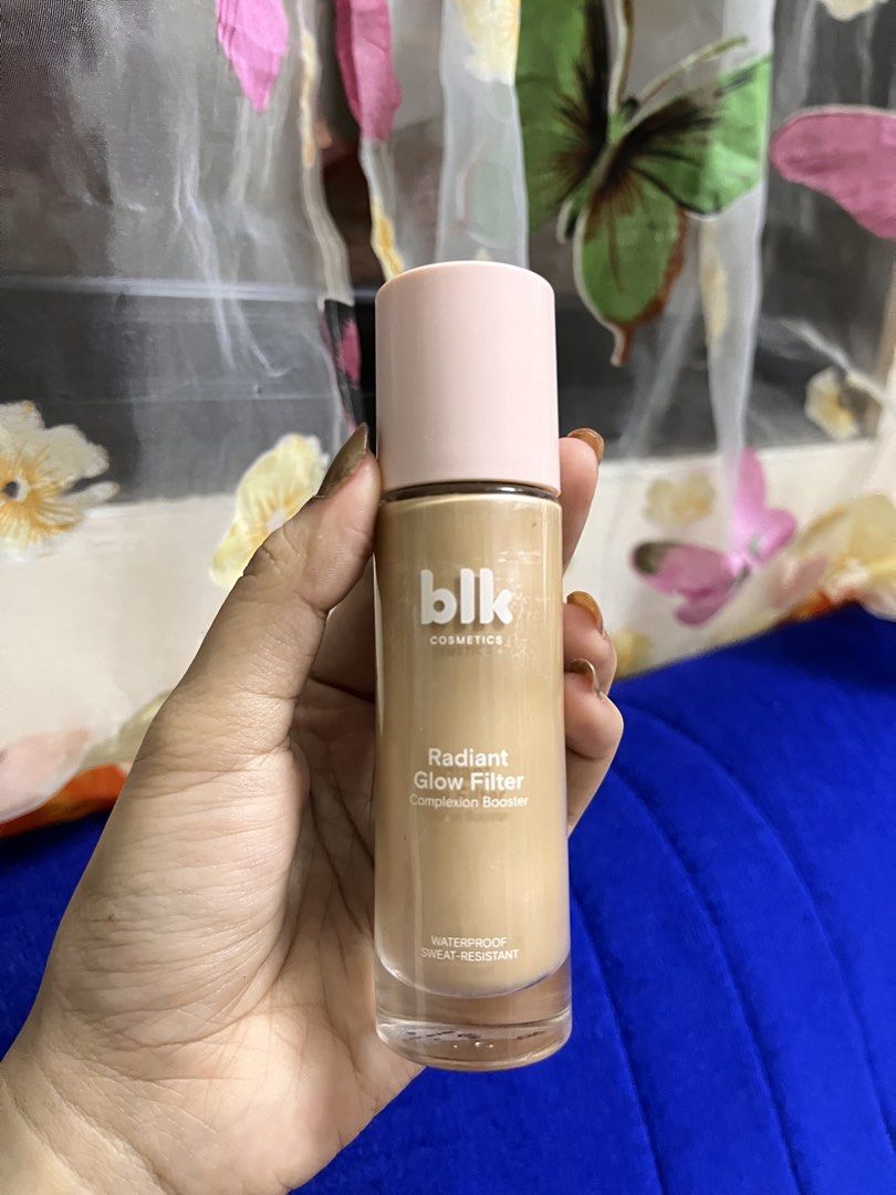 blk cosmetics Radiant Glow Filter Complexion Booster - Butterscotch (Category: Makeup) located in Manila. Submitted by brightearth-e38b (Listing ID 1454387250, Image 1). Description: - BLK Cosmetics Radiant Glow Filter - Shade: Butterscotch - Type: Complexion Booster - Features: Waterproof, Sweat-Resistant - Effect: Radiant Glow - Ideal for: Everyday Wear - Condition: Bottle mostly full.