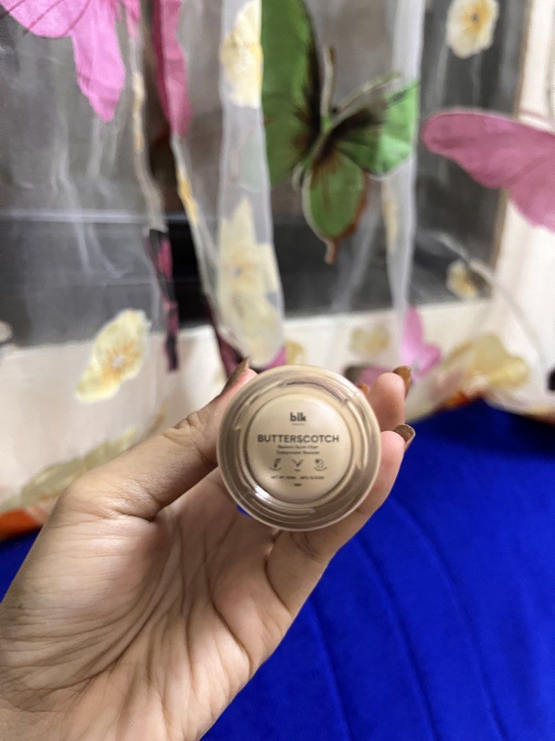 blk cosmetics Radiant Glow Filter Complexion Booster - Butterscotch (Category: Makeup) located in Manila. Submitted by brightearth-e38b (Listing ID 1454387250, Image 2). Description: - BLK Cosmetics Radiant Glow Filter - Shade: Butterscotch - Type: Complexion Booster - Features: Waterproof, Sweat-Resistant - Effect: Radiant Glow - Ideal for: Everyday Wear - Condition: Bottle mostly full.