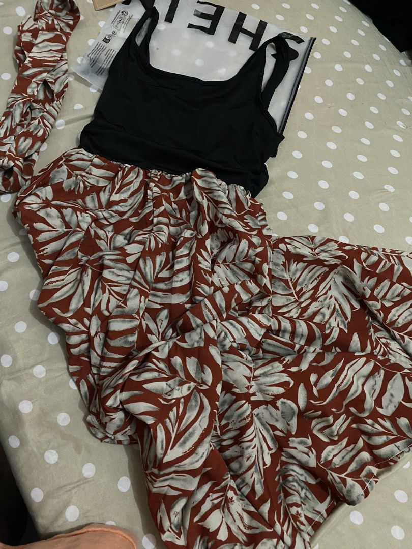 Bnew maxi dress (Category: Dresses) located in Lapu Lapu. Submitted by enecha (Listing ID 1454414484, Image 1). Description: Fits small to med.