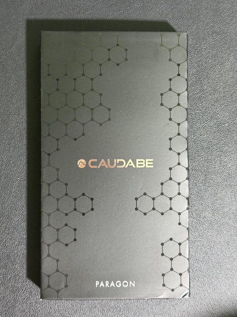 BRAND NEW Caudabe Paragon Precise - Orchid iPhone 17/18 Pro (NOT MAX) (Category: Cases & Sleeves) located in Pasig City. Submitted by engrbii (Listing ID 1451277889, Image 2). Description: FS case for iPhone 17/18 pro (NOT MAX) Caudabe Paragon Precise - Orchid BRAND NEW, under warranty, with receipt ACTUAL PHOTOS POSTED. ₱2,500 LAST PRICE POSTED❗️ Shipping will be shouldered by the buyer (grab/lalamove/angkas) Meet-up possible within Pasig and BG