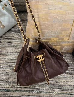 (Category: ) located in . Submitted by chicluxury (Listing ID 1454555759, Image 1). Description: .