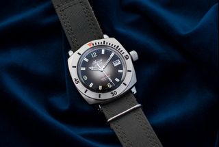 (Category: ) located in . Submitted by azimuth_watch (Listing ID 1454543996, Image 1). Description: .