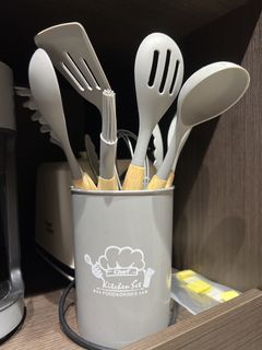 (Category: ) located in . Submitted by fast.thriftfinds (Listing ID 1454518618, Image 1). Description: .