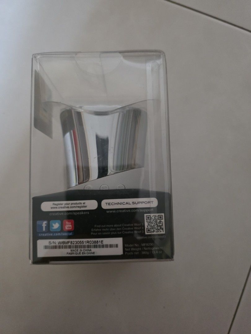 Creative Bluetooth speaker (Category: Soundbars, Speakers & Amplifiers) located in Singapore. Submitted by shannonni (Listing ID 1454431975, Image 3). Description: - Creative Woof 3 Bluetooth Speaker - Modern, shiny chrome design - Portable and wireless connectivity.