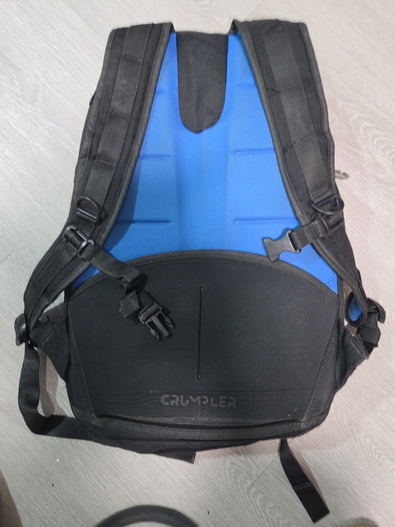 Crumpler Border Zero Backpack (Category: Backpacks) located in Singapore. Submitted by gudang_sales (Listing ID 1454533809, Image 3). Description: - Brand: Crumpler - Model: Border Zero Backpack - Color: Black - Condition: Good - Features: Durable material, multiple compartments for organization, sleek design. - Ideal for daily use, travel, or commuting..