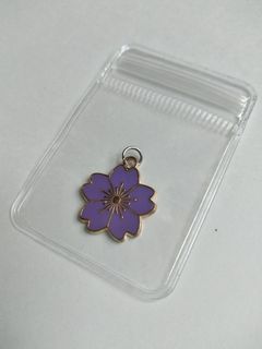 （分類：）位於 。 由 tkohslok 提交（商品編號 1454357948，圖片 1）。簡介： 。