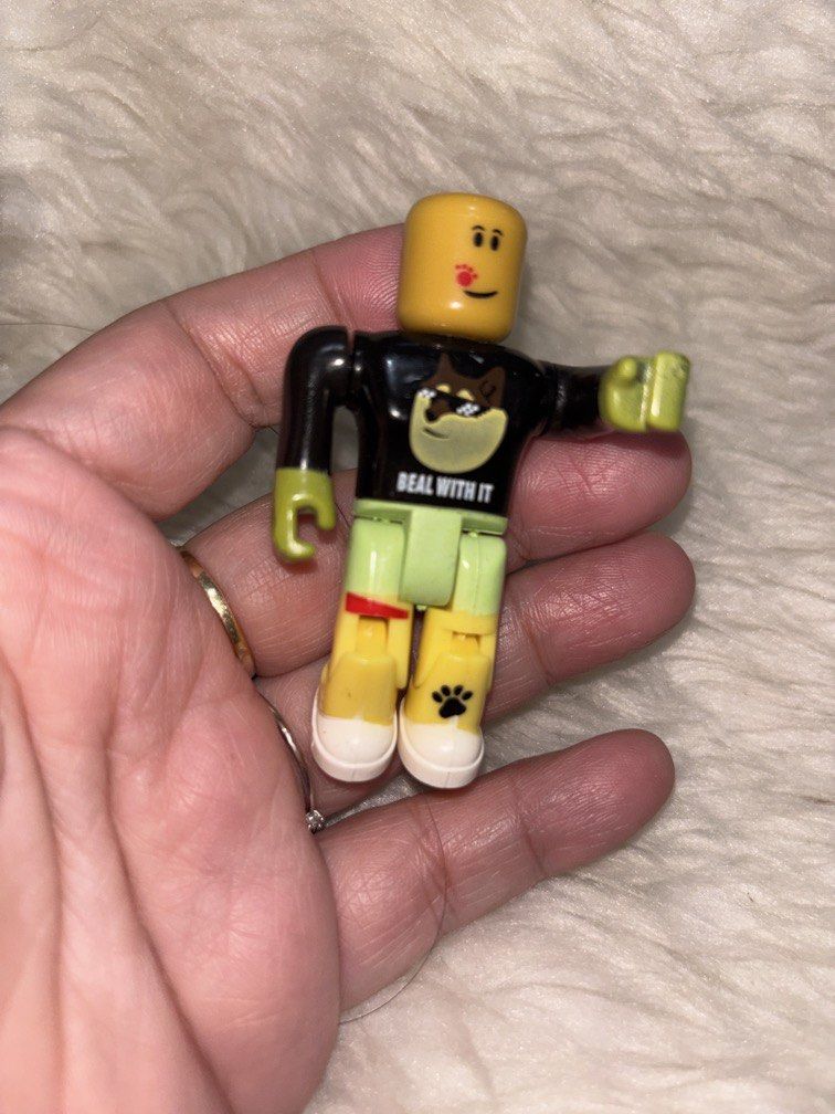 Deal with it roblox figure (Category: Figurines & Statues) located in Manila. Submitted by vintageaccessories (Listing ID 1454505627, Image 1). Description: .
