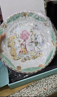 (Category: ) located in . Submitted by loved_collections (Listing ID 1454381199, Image 1). Description: .