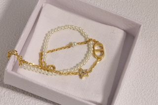 （分類：）位於 。 由 uii__ 提交（商品編號 1454399183，圖片 1）。簡介： 。