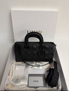 （分類：）位於 。 由 luxurybag_station 提交（商品編號 1454525817，圖片 1）。簡介： 。