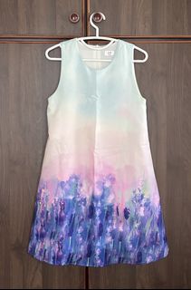 (Category: ) located in . Submitted by clearingmywardrobee (Listing ID 1454528073, Image 1). Description: .