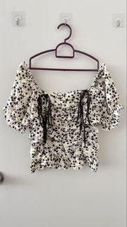 (Category: ) located in . Submitted by relovecloset.com (Listing ID 1454406457, Image 1). Description: .