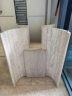 （分類：）位於 。 由 furniturebuster 提交（商品編號 1454484452，圖片 1）。簡介： 。